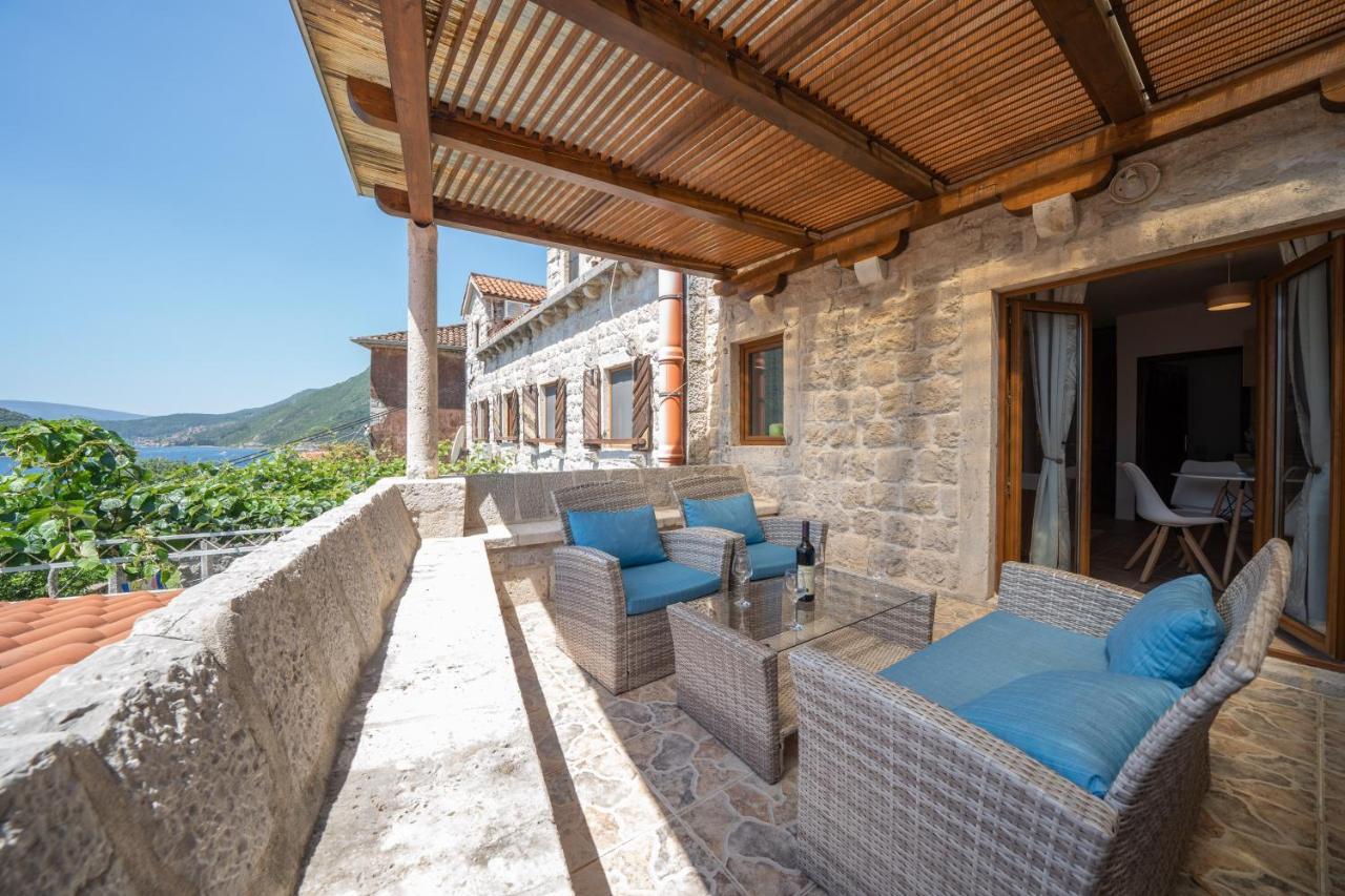 Apartments Franovic Пераст Экстерьер фото
