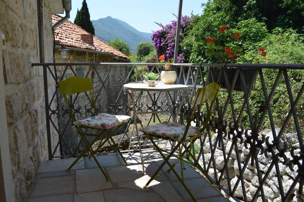 Apartments Franovic Пераст Экстерьер фото